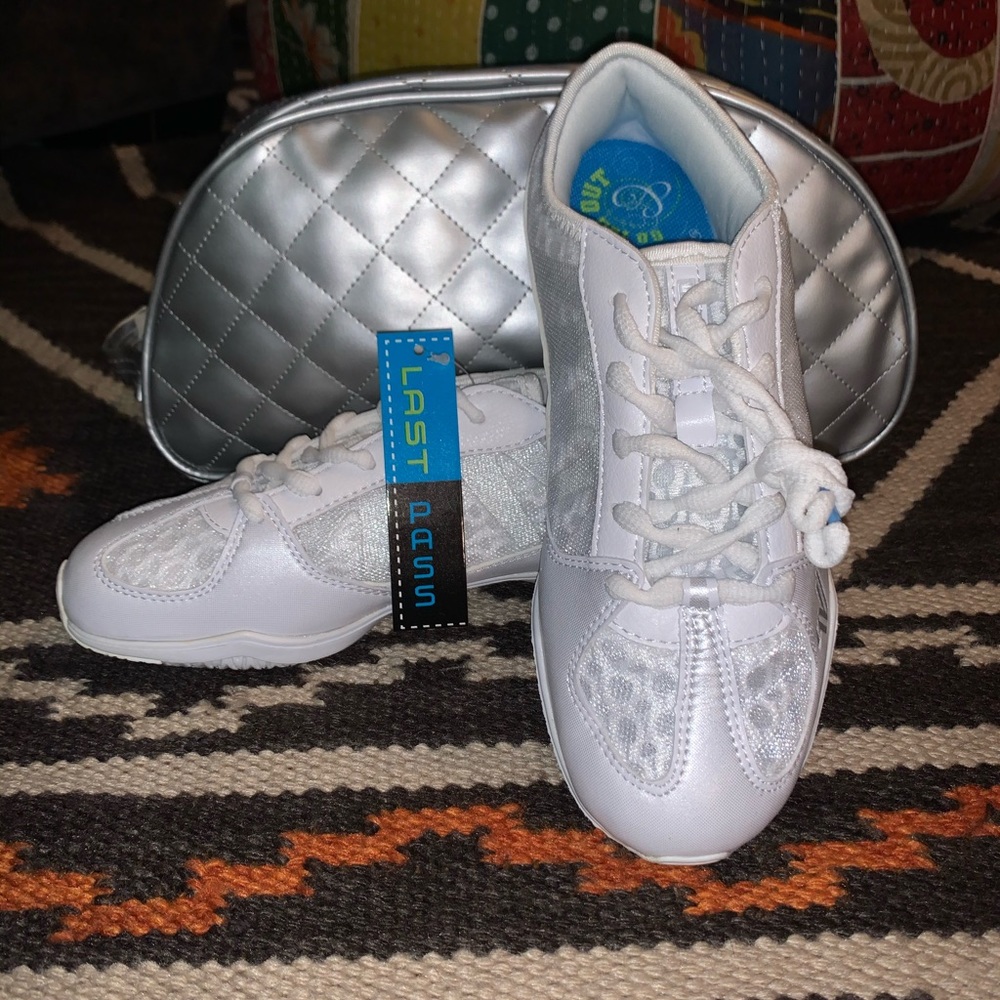 Last Pass Varsity Cheer Shoes (never worn)